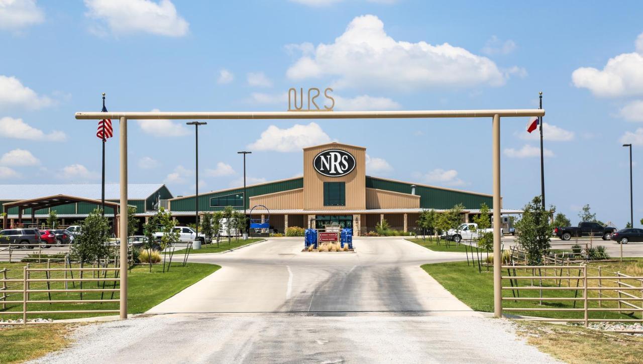 Hotel NRS Event Center&Guest Ranch à Decatur Extérieur photo