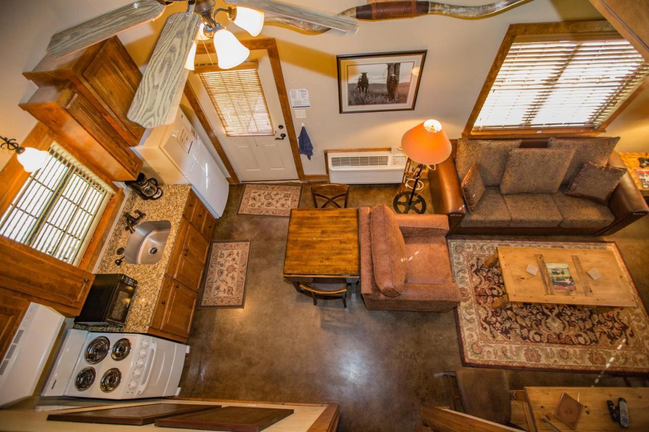 Hotel NRS Event Center&Guest Ranch à Decatur Extérieur photo