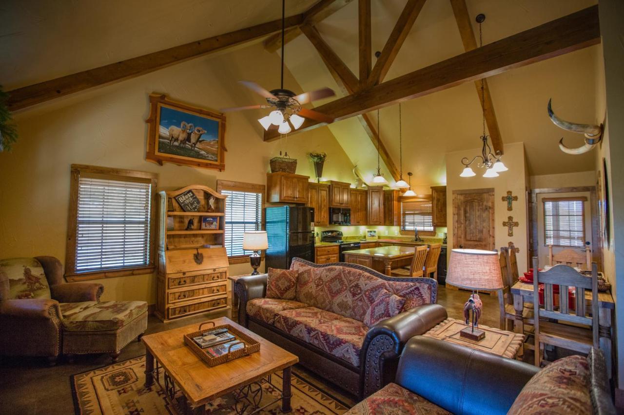 Hotel NRS Event Center&Guest Ranch à Decatur Extérieur photo