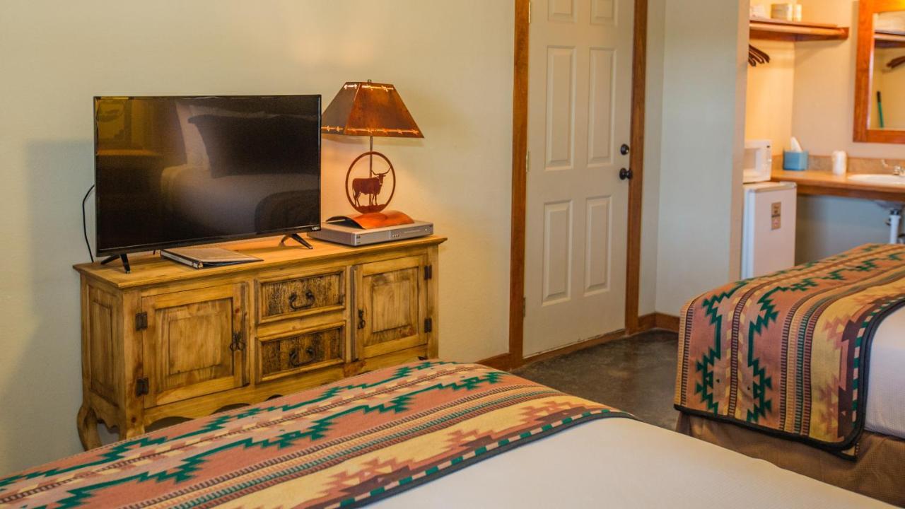 Hotel NRS Event Center&Guest Ranch à Decatur Extérieur photo