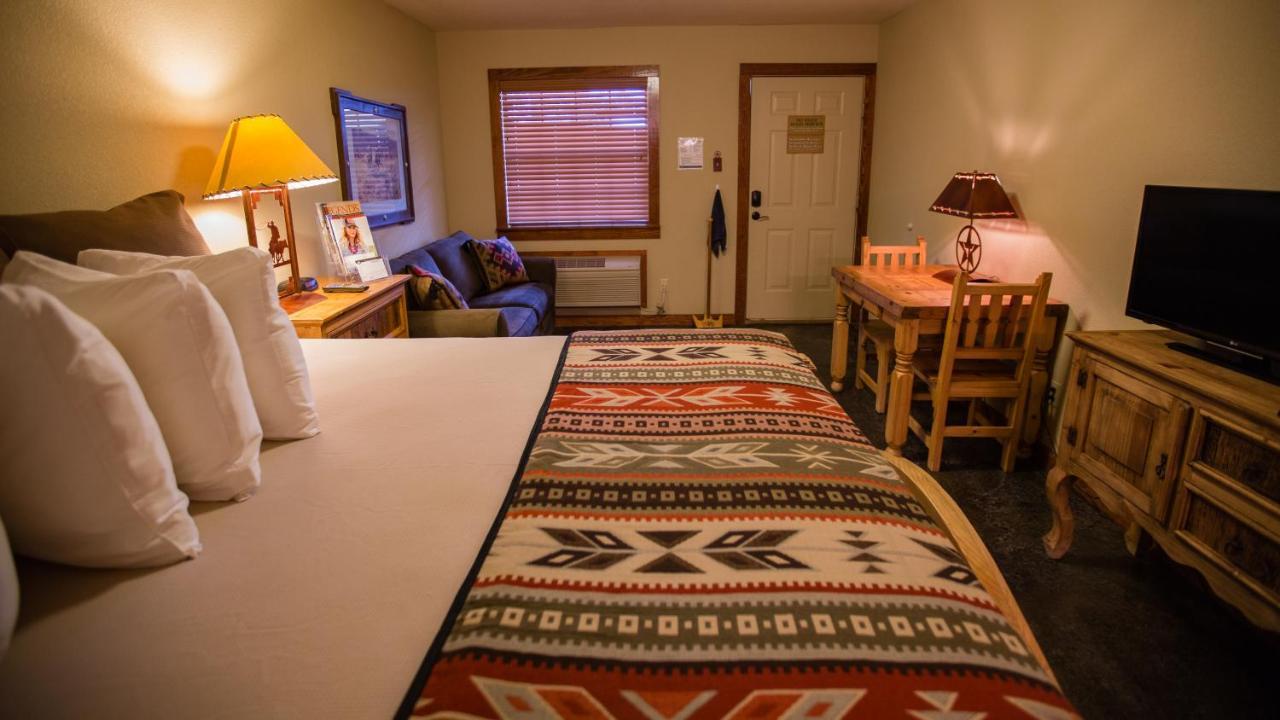 Hotel NRS Event Center&Guest Ranch à Decatur Extérieur photo